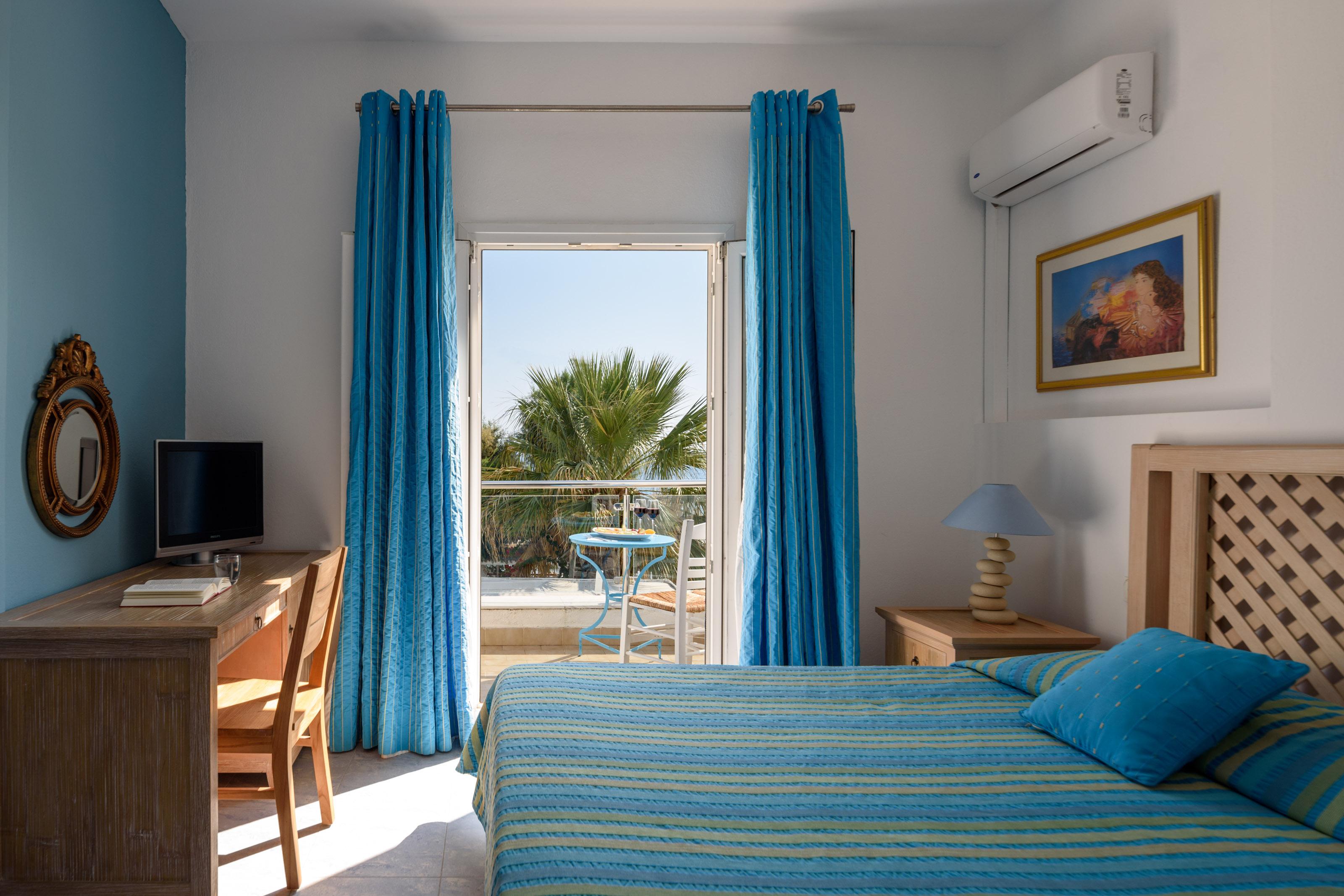 Alesahne Beach Hotel Kamári Exterior foto