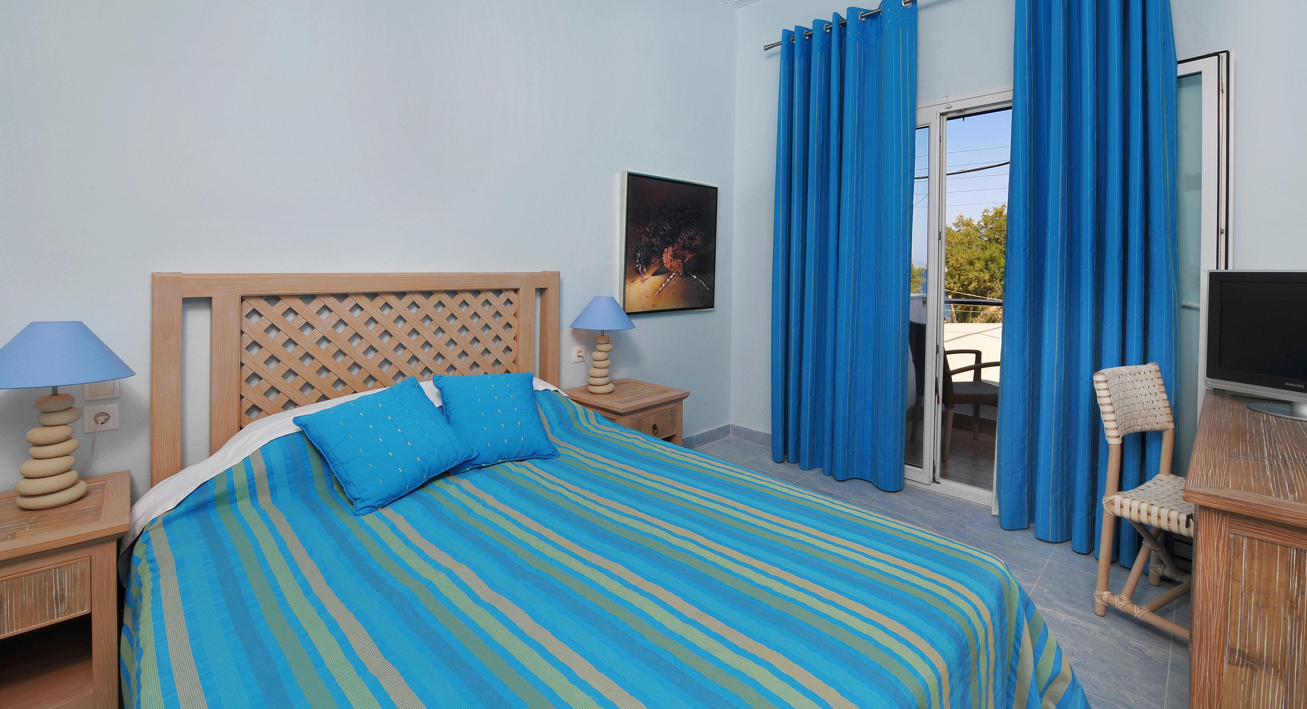 Alesahne Beach Hotel Kamári Exterior foto